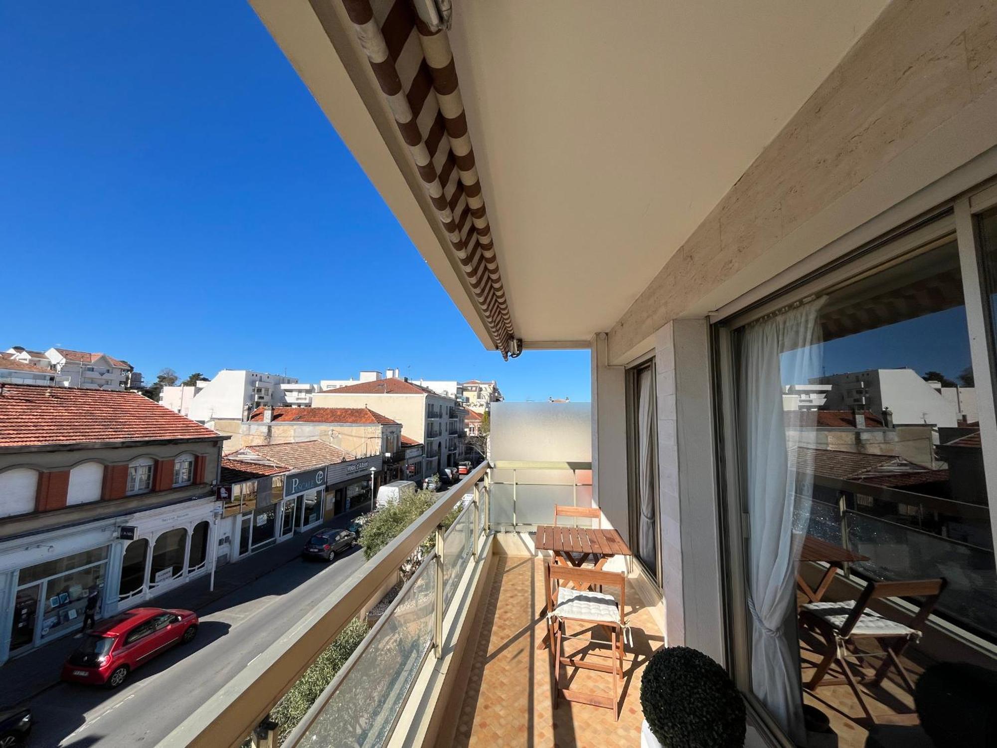 Appartement Arcachon: T2 Bis Proche Centre Et Avec Parking - Fr-1-319-595 *